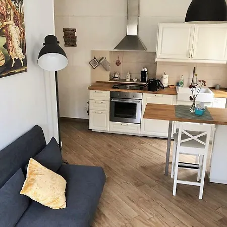 Apartment La Casetta Dipinta